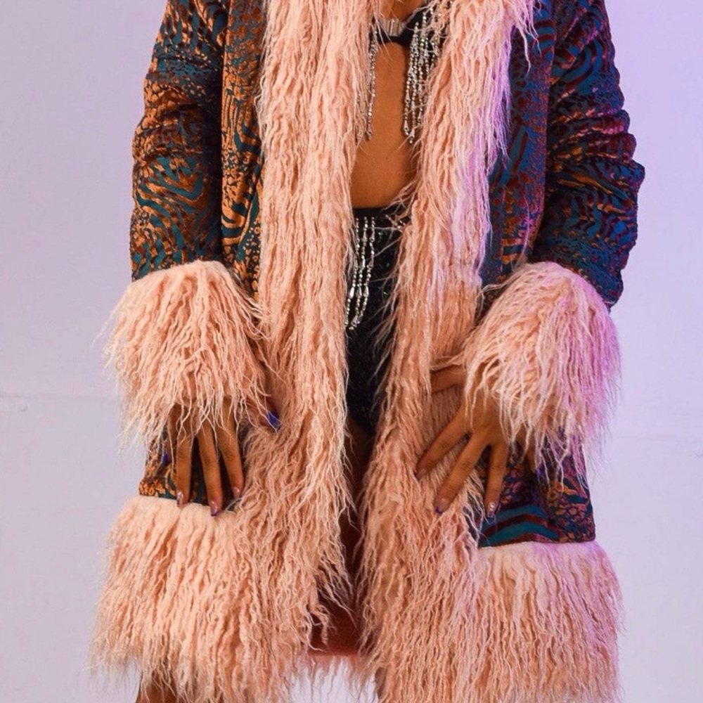 JUNGLE BLUSH LUXURY FAUX FUR COAT